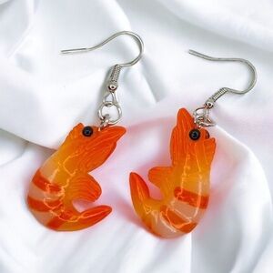 Hooked on Style: Playful Shrimp Earrings! NWT Dangle Shellfish Earrings